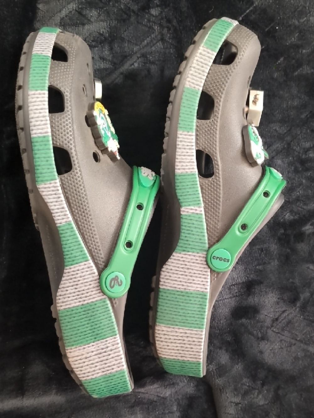 CROCS Men's Gray & Green Slitherin Harry Potter Slip-On Clog - Picture 2 of 4